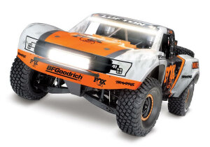 Traxxas TRX85086-4 Unlimited Desert Racer with installed light set 4WD RTR Brushless Racetruck TQi 2.4GHz
