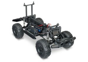 Traxxas 82056-4 TRX-4 Land Rover Defender Grey 1:10 4WD RTR Crawler TQi 2.4GHz Wireless with Traxxas 3S Battery