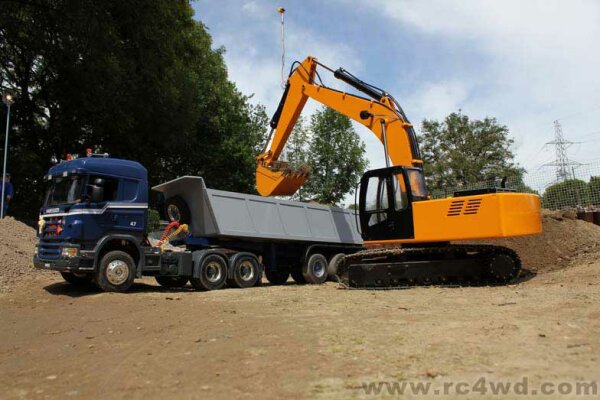RC4WD 1/12 Earth Digger 4200XL ショベルカー 1/12 Scale Earth Digger 4200XL Hydraulic Excavator (RTR) (Ve