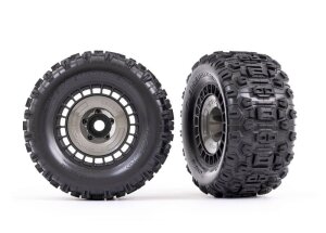 Traxxas TRX9572 Sledgehammer tyre 3.8 on rim with cover...