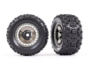 Traxxas TRX9572T Sledgehammer tyre 3.8 on rim with cover...